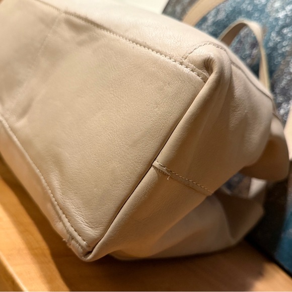 American Leather Co. Liberty Shopper - Picture 8 of 14